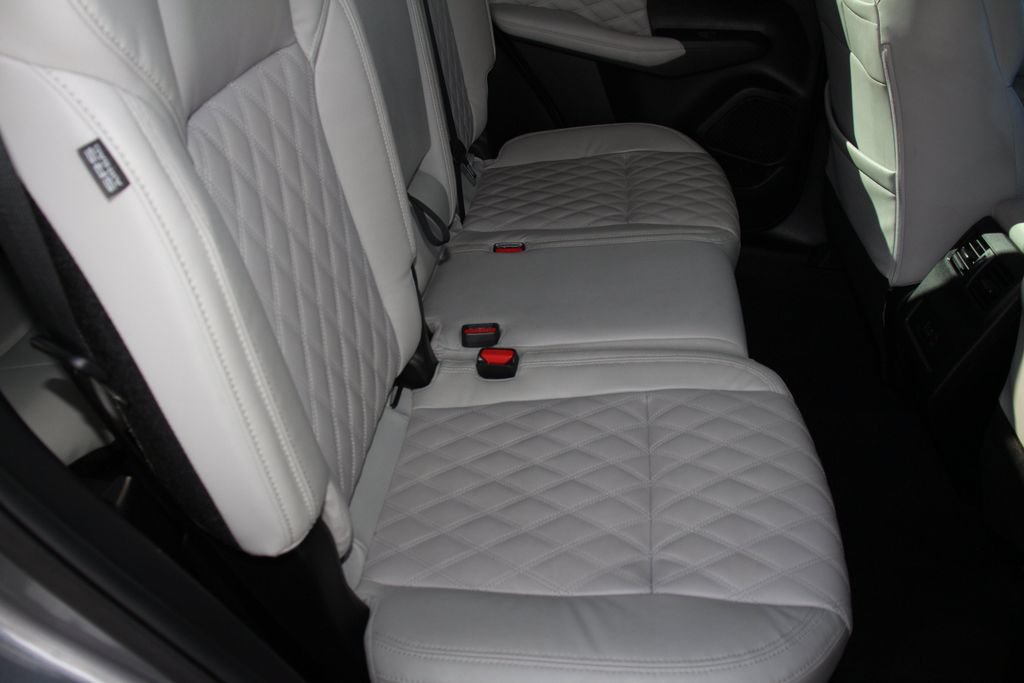 Used 2022 Mitsubishi Outlander SEL FWD image 25