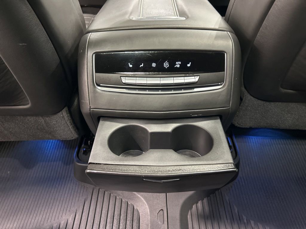 Used 2021 Cadillac Escalade Sport Platinum AWD/4WD image 31