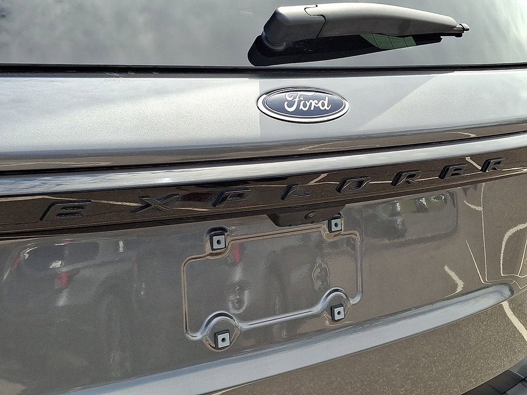 Certified 2025 Ford Explorer ST AWD/4WD image 34