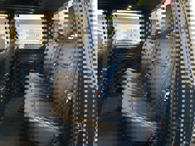 Certified 2020 Ford F150 Lariat w/ Equipment Group 502A Luxury AWD/4WD image 15