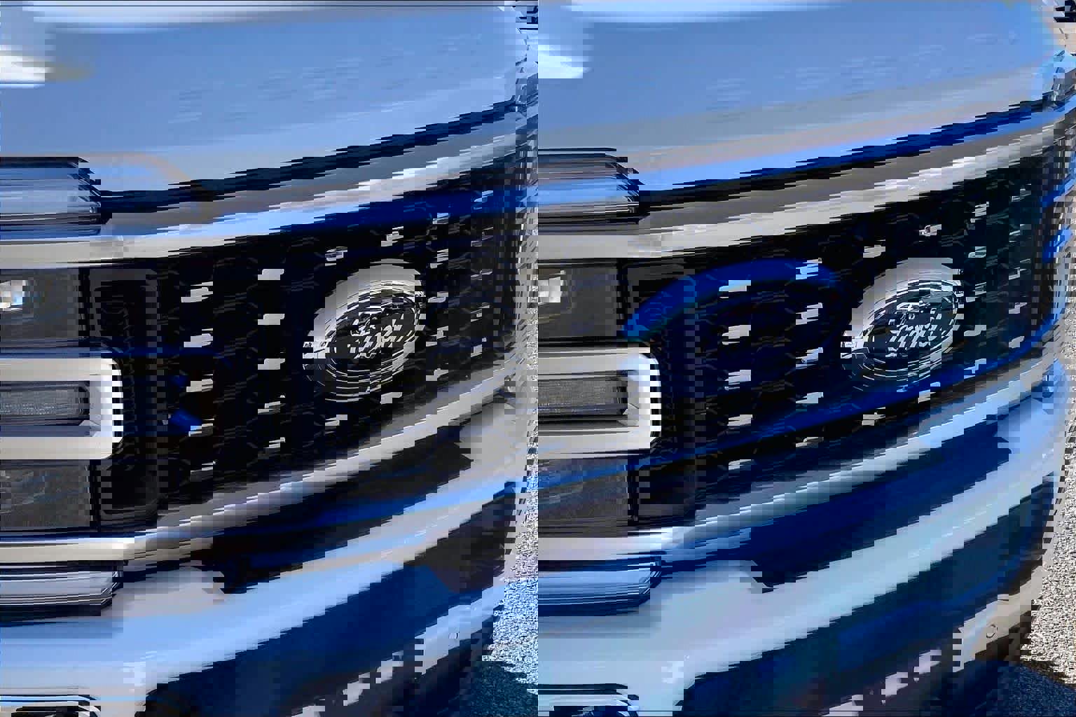 Certified 2025 Ford F350 Platinum w/ Platinum Plus Package image 29