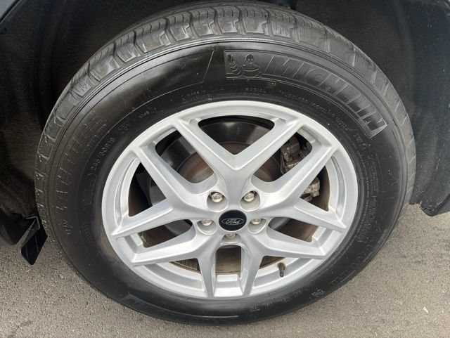 Certified 2023 Ford Edge SEL w/ Convenience Package AWD/4WD image 9