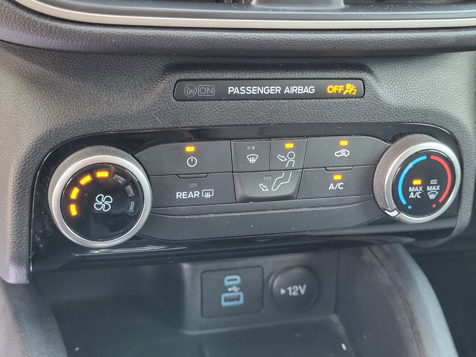 Certified 2022 Ford Escape SE image 22