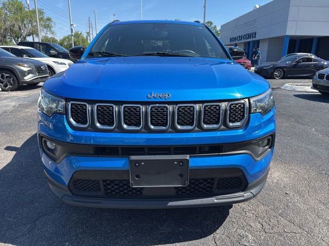 Used 2024 Jeep Compass Latitude AWD/4WD image 11