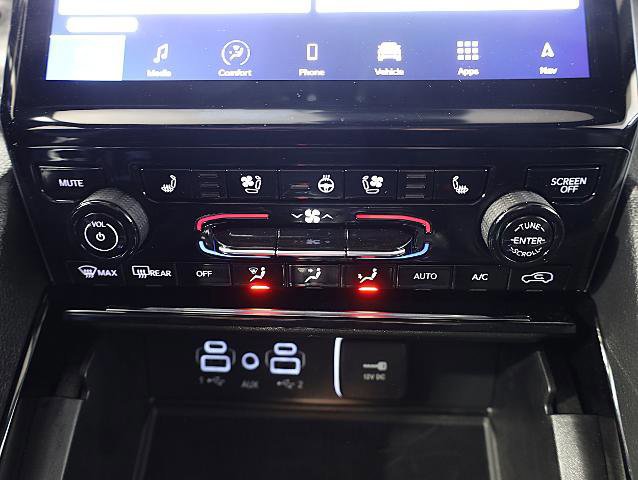 Used 2024 Jeep Grand Cherokee L Overland w/ Luxury Tech Group IV image 17