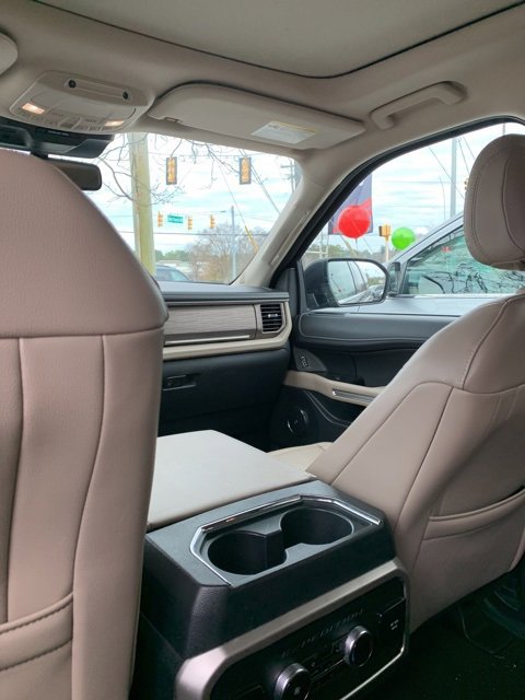Certified 2024 Ford Expedition Max Limited image 9