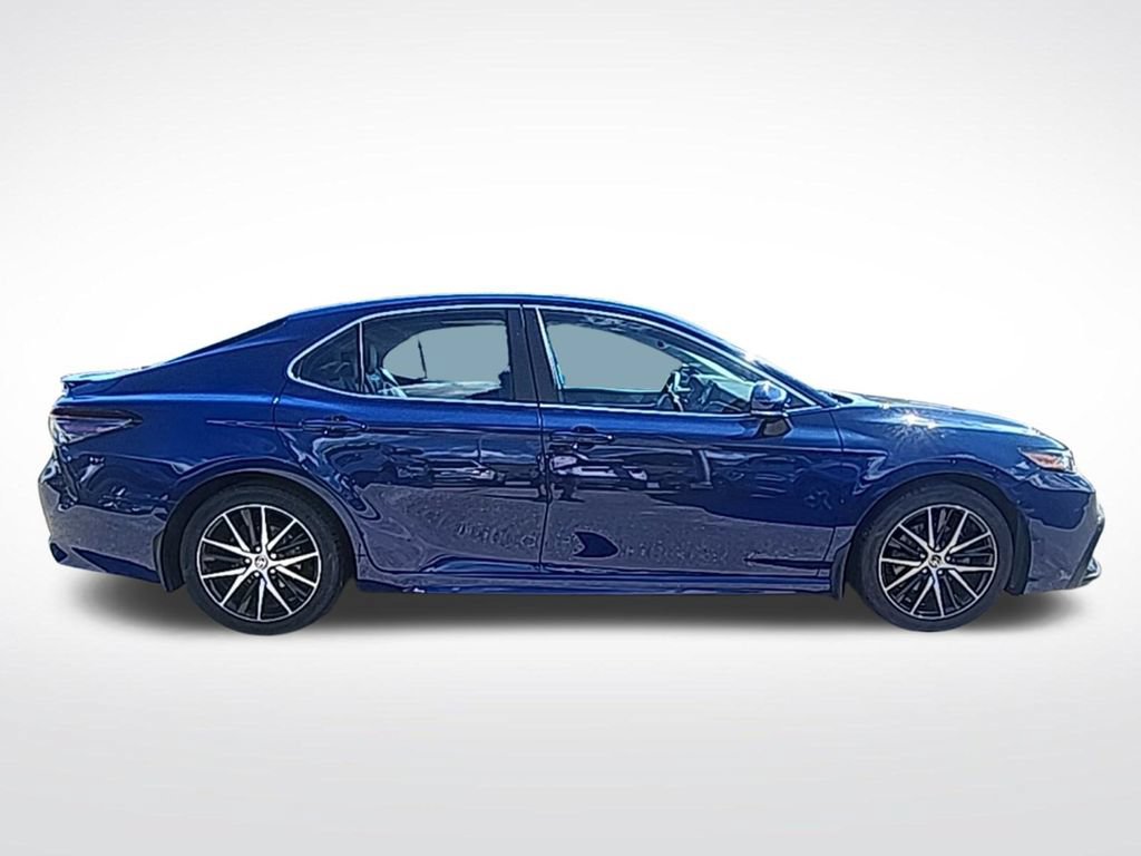 Used 2023 Toyota Camry SE w/ Cold Weather Package AWD/4WD image 8