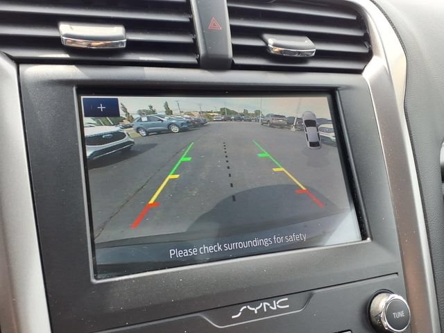 Certified 2020 Ford Fusion SE AWD/4WD image 20