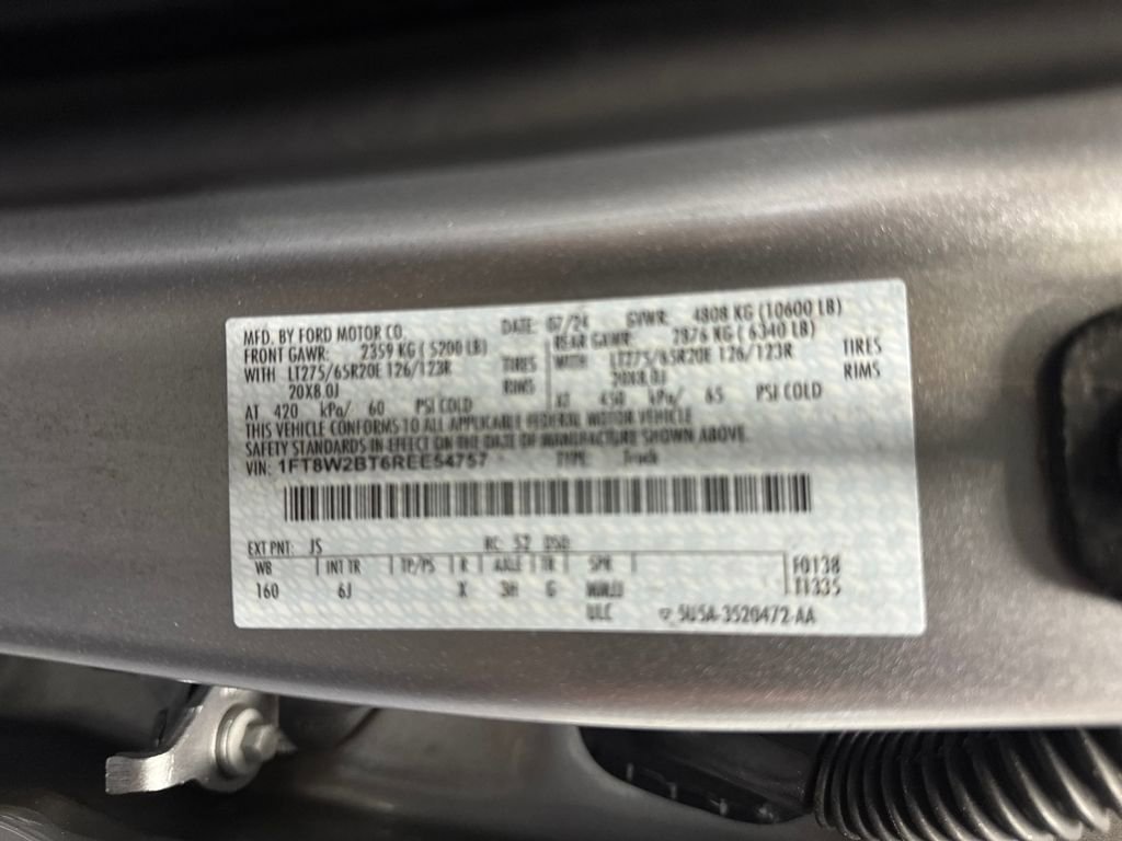 Certified 2024 Ford F250 Lariat w/ Chrome Package image 34