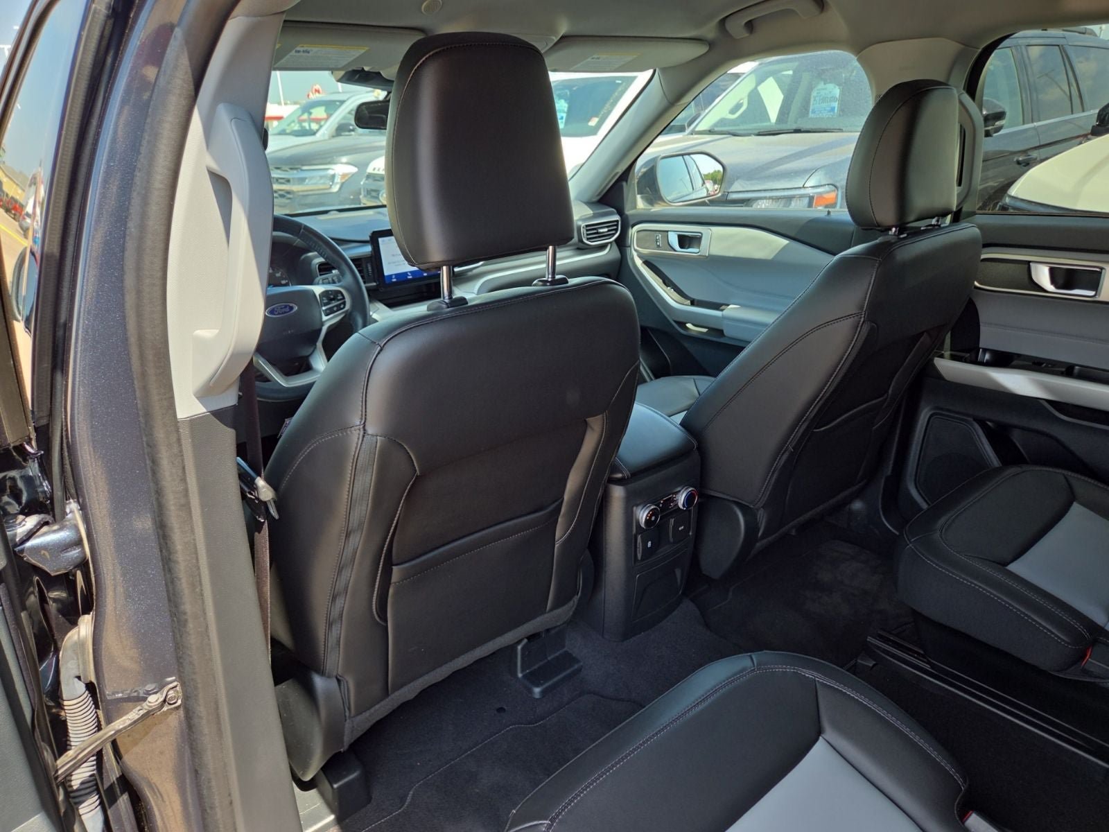 Certified 2024 Ford Explorer XLT w/ Equipment Group 202A AWD/4WD image 45