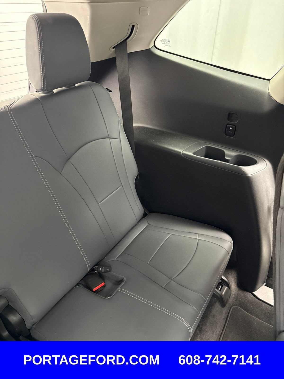 Used 2021 Buick Enclave Essence FWD image 37