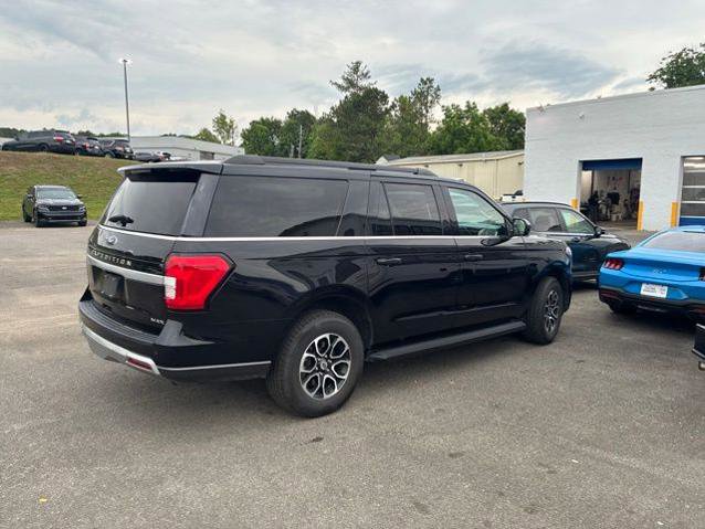 Certified 2024 Ford Expedition Max XLT RWD image 15