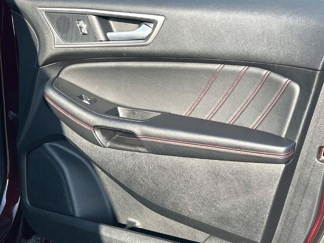 Certified 2024 Ford Edge ST-Line AWD/4WD image 24