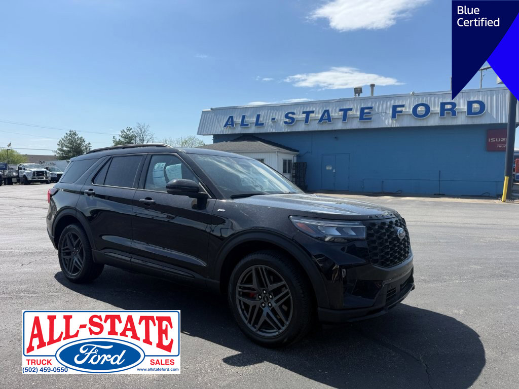 Certified 2025 Ford Explorer ST-Line w/ ST-Line Street Pack AWD/4WD image 2