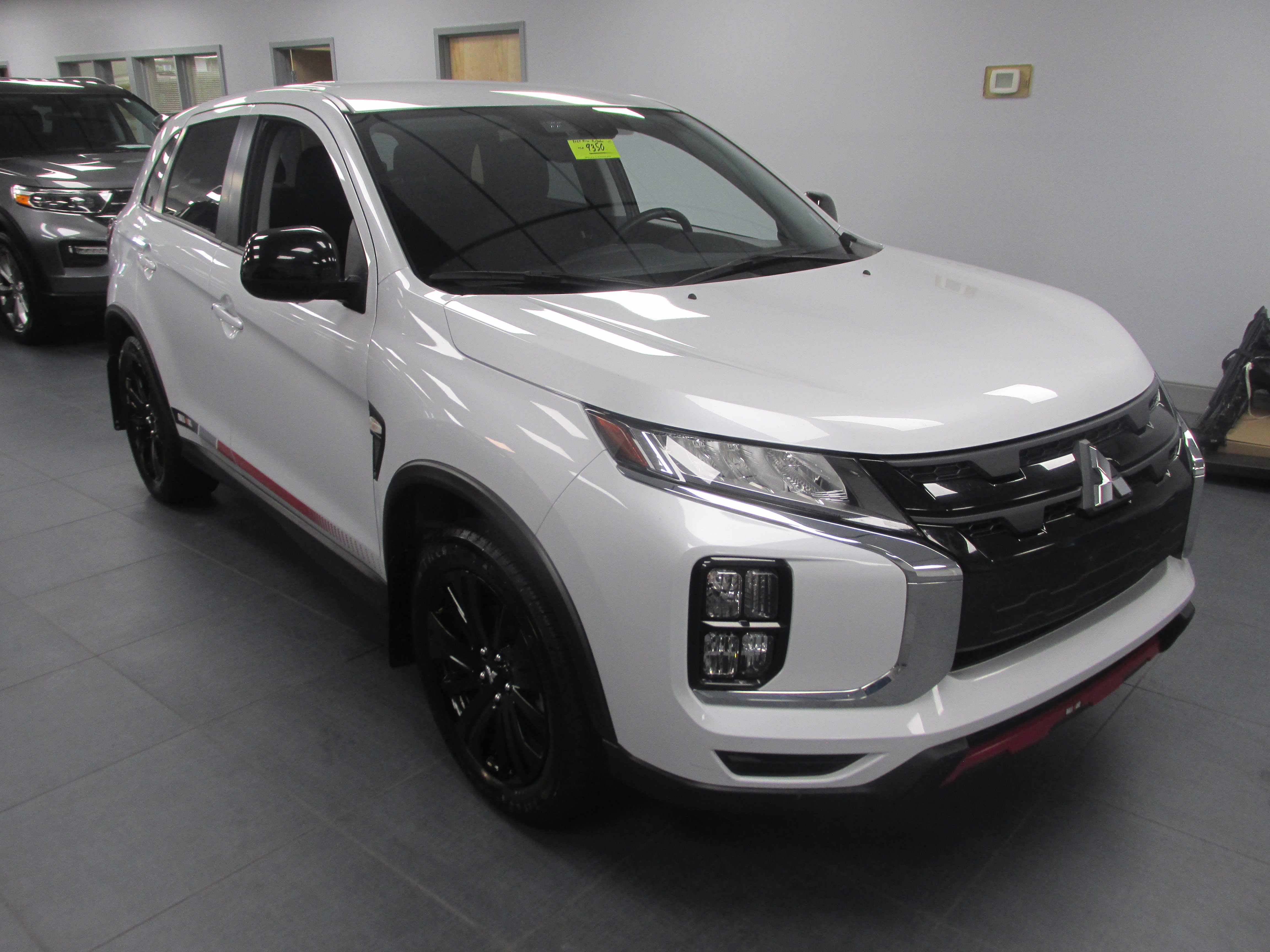 Used 2024 Mitsubishi Outlander Sport Ralliart AWD/4WD image 3