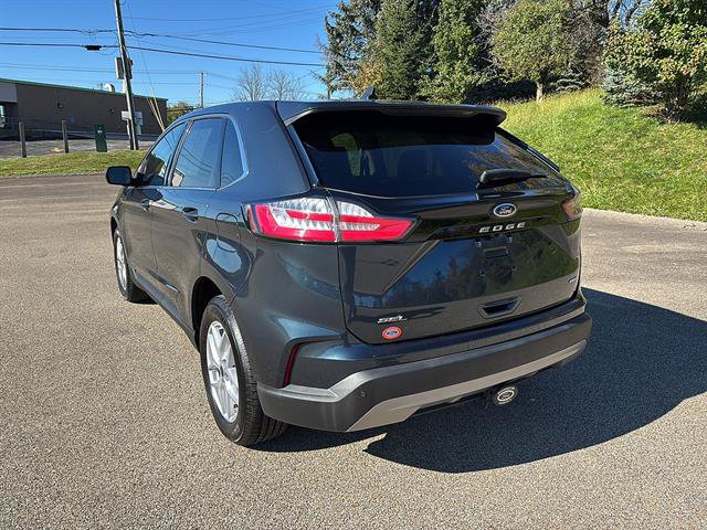 Certified 2024 Ford Edge SEL w/ Convenience Package AWD/4WD image 2