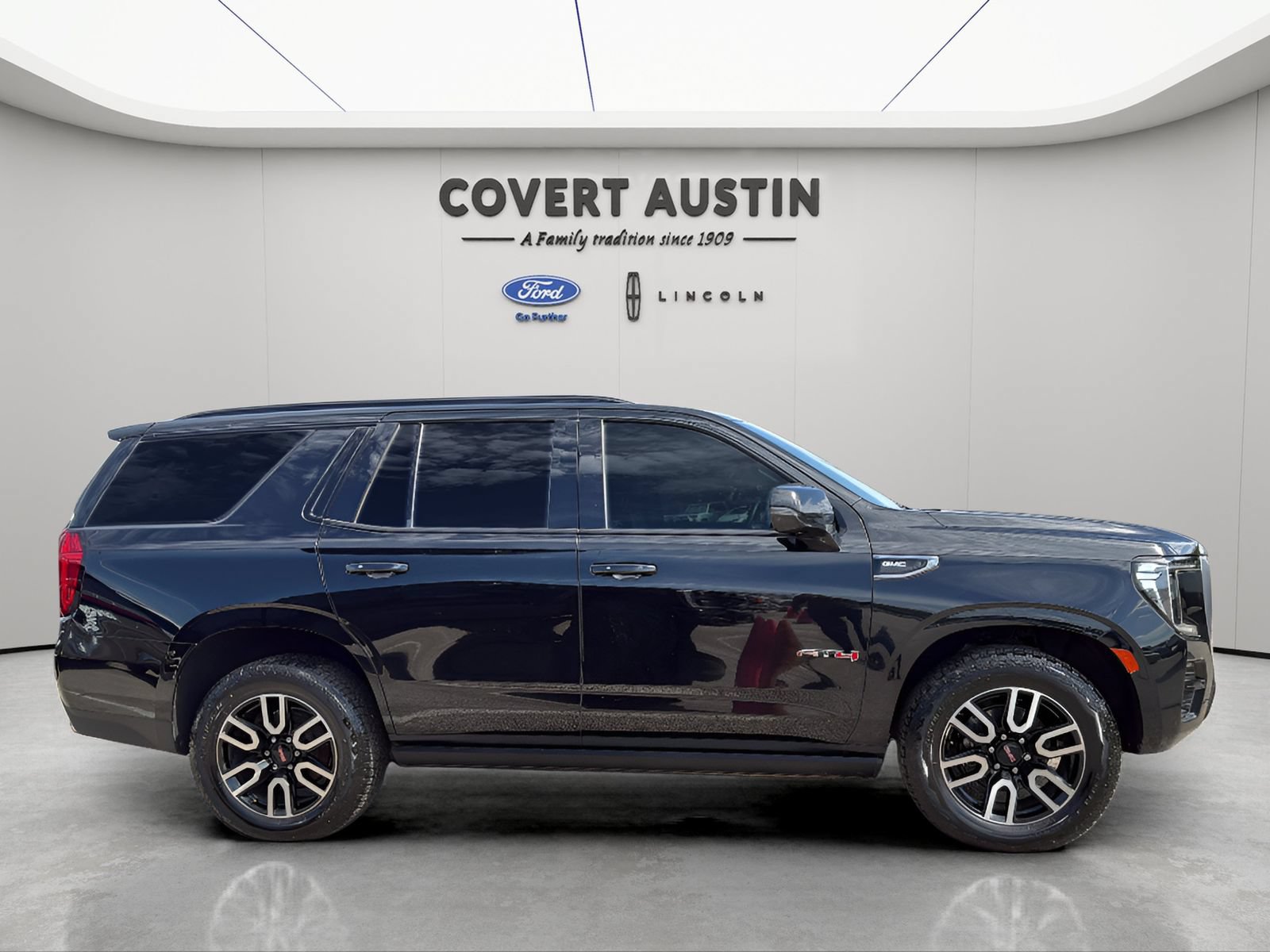 Used 2022 GMC Yukon AT4 AWD/4WD image 6