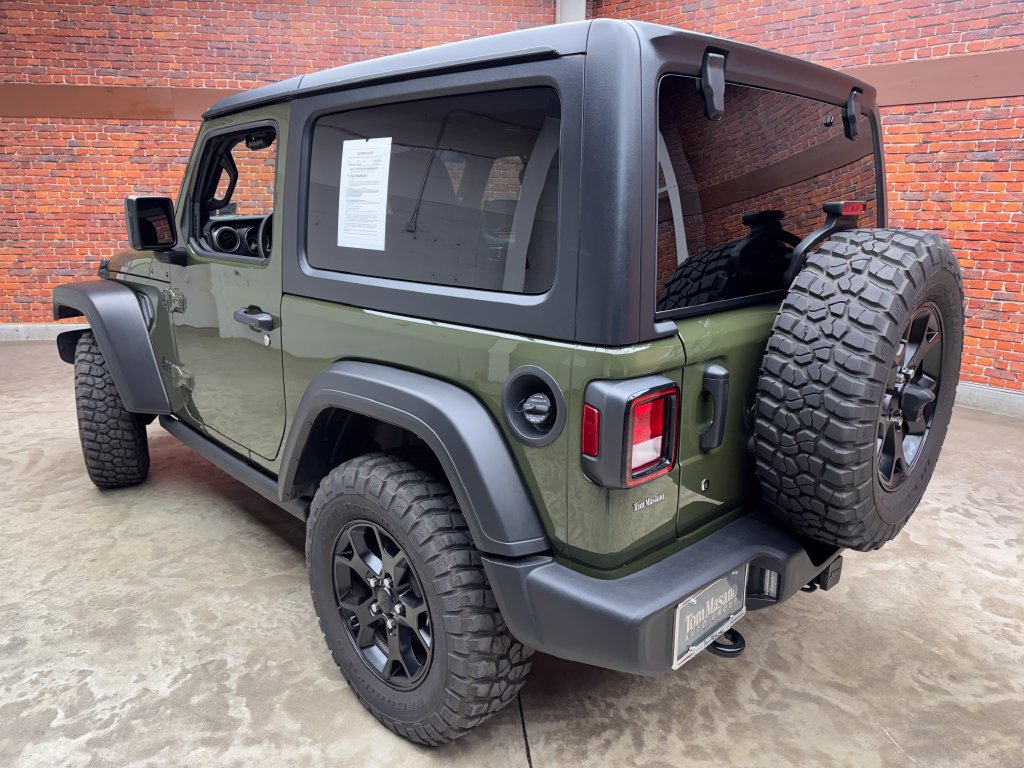Used 2021 Jeep Wrangler Willys AWD/4WD image 2