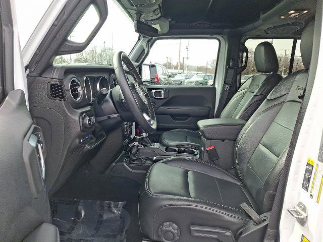 Used 2022 Jeep Wrangler Unlimited Sahara w/ Cold Weather Group image 13