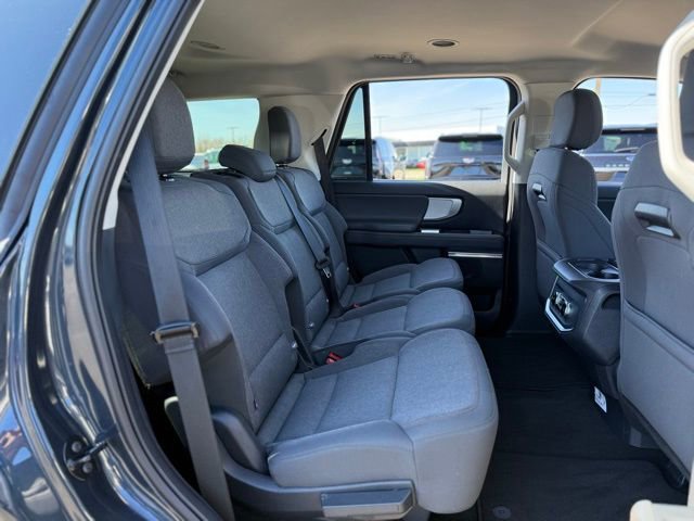 Certified 2025 Ford Expedition Active AWD/4WD image 21