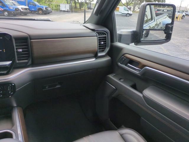 Used 2025 Chevrolet Silverado 3500 High Country w/ High Country Premium Package AWD/4WD image 16