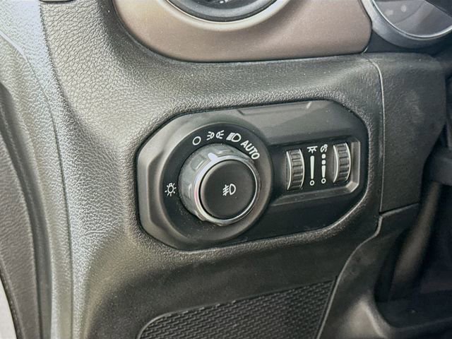 Used 2021 Jeep Wrangler Unlimited Sport image 12