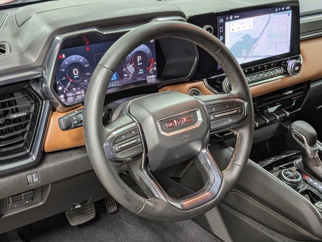 Used 2026 GMC Canyon AT4 AWD/4WD image 8