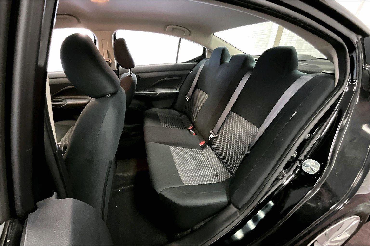 Used 2024 Nissan Versa S w/ Trunk Package image 25