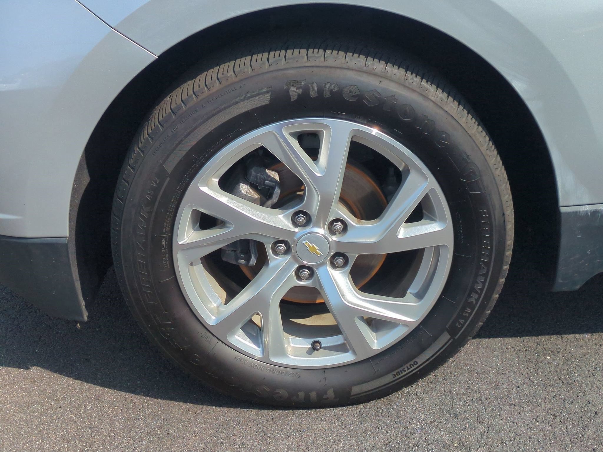 Used 2018 Chevrolet Equinox Premier FWD image 29