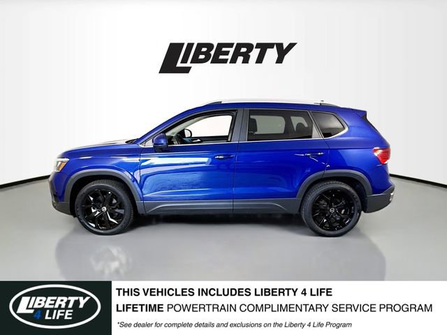 Used 2022 Volkswagen Taos SE image 4