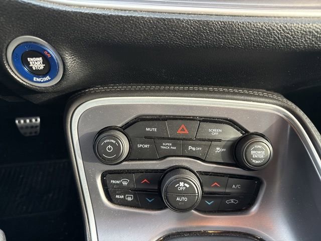 Used 2019 Dodge Challenger R/T w/ Plus Package image 23