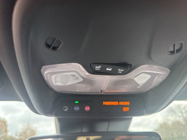 Used 2024 GMC Canyon Elevation w/ Convenience Package image 25