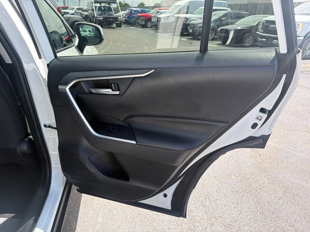 Used 2019 Toyota RAV4 XLE w/ Convenience Package AWD/4WD image 48