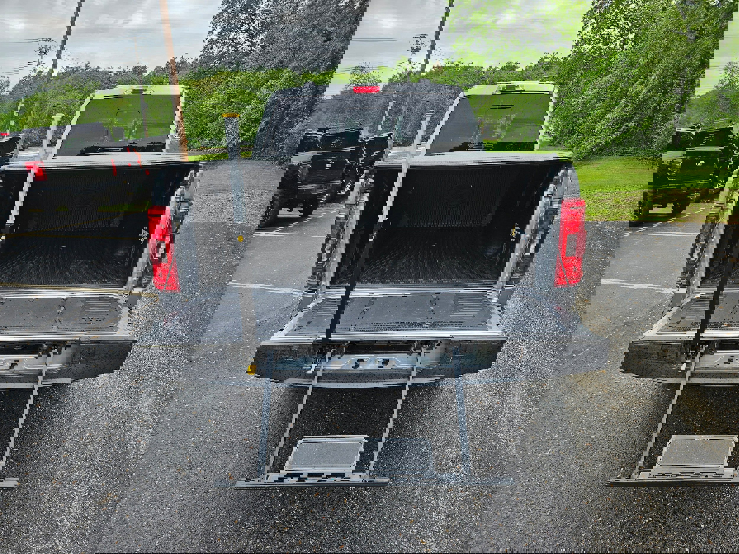 Certified 2021 Ford F150 XLT w/ Equipment Group 302A High image 7