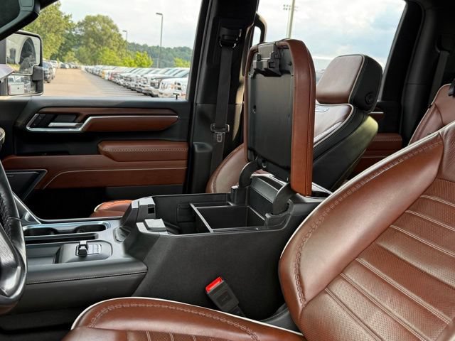Used 2025 GMC Sierra 3500 Denali Ultimate w/ LPO, GMC Protection Package AWD/4WD image 26