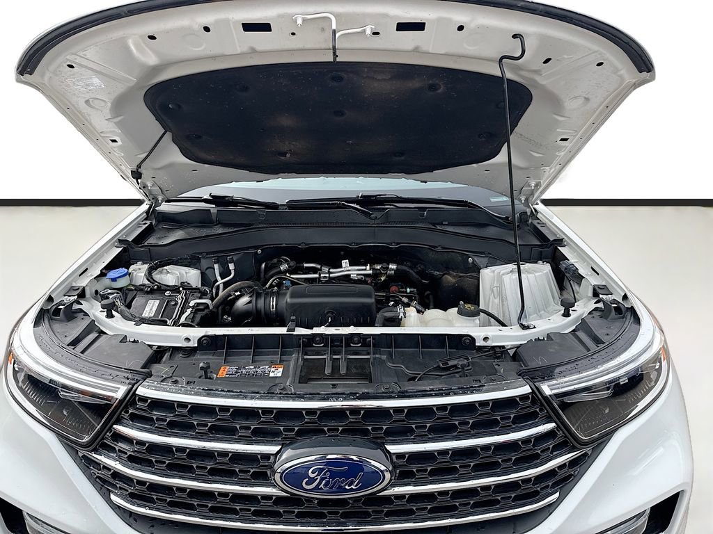 Certified 2023 Ford Explorer XLT w/ Equipment Group 202A image 20