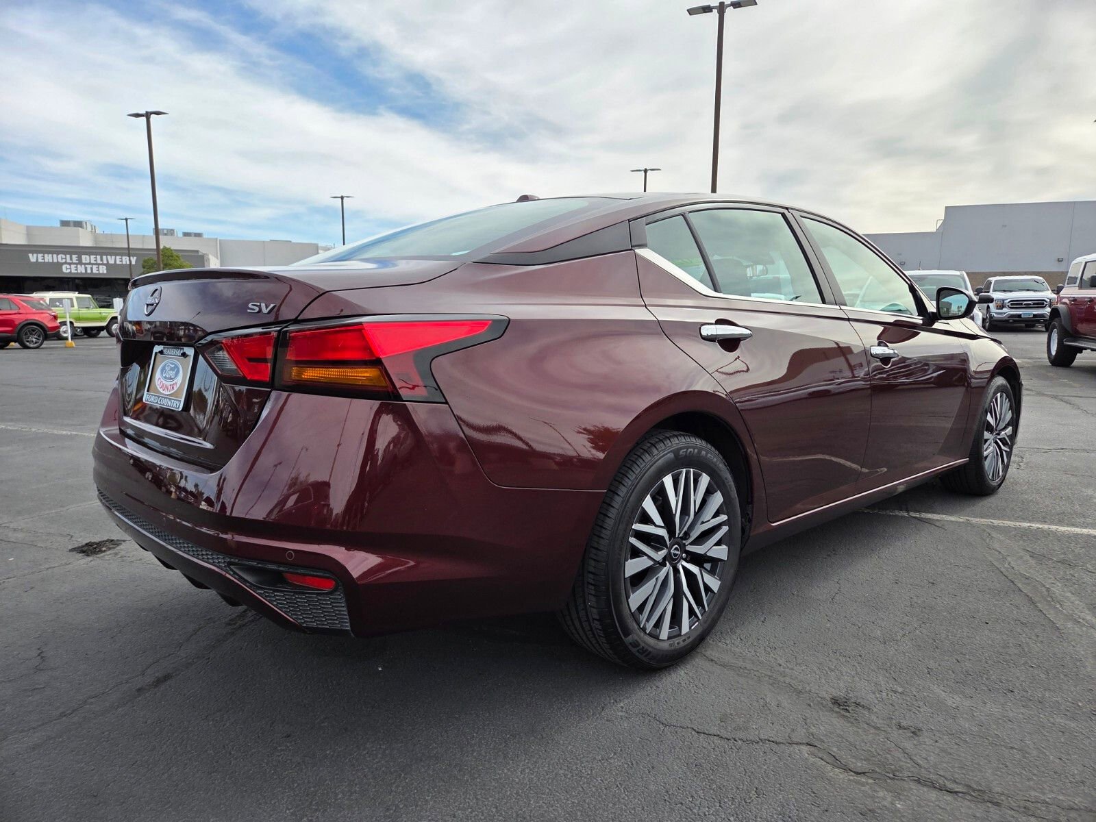 Used 2024 Nissan Altima 2.5 SV image 6