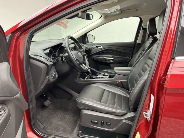 Certified 2019 Ford Escape Titanium w/ U9j03 - Titanium Tow Package AWD/4WD image 3