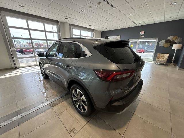 Certified 2024 Ford Escape Platinum AWD/4WD image 5
