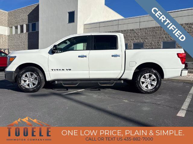 Used 2018 Nissan Titan SV w/ SV Convenience Package AWD/4WD image 2