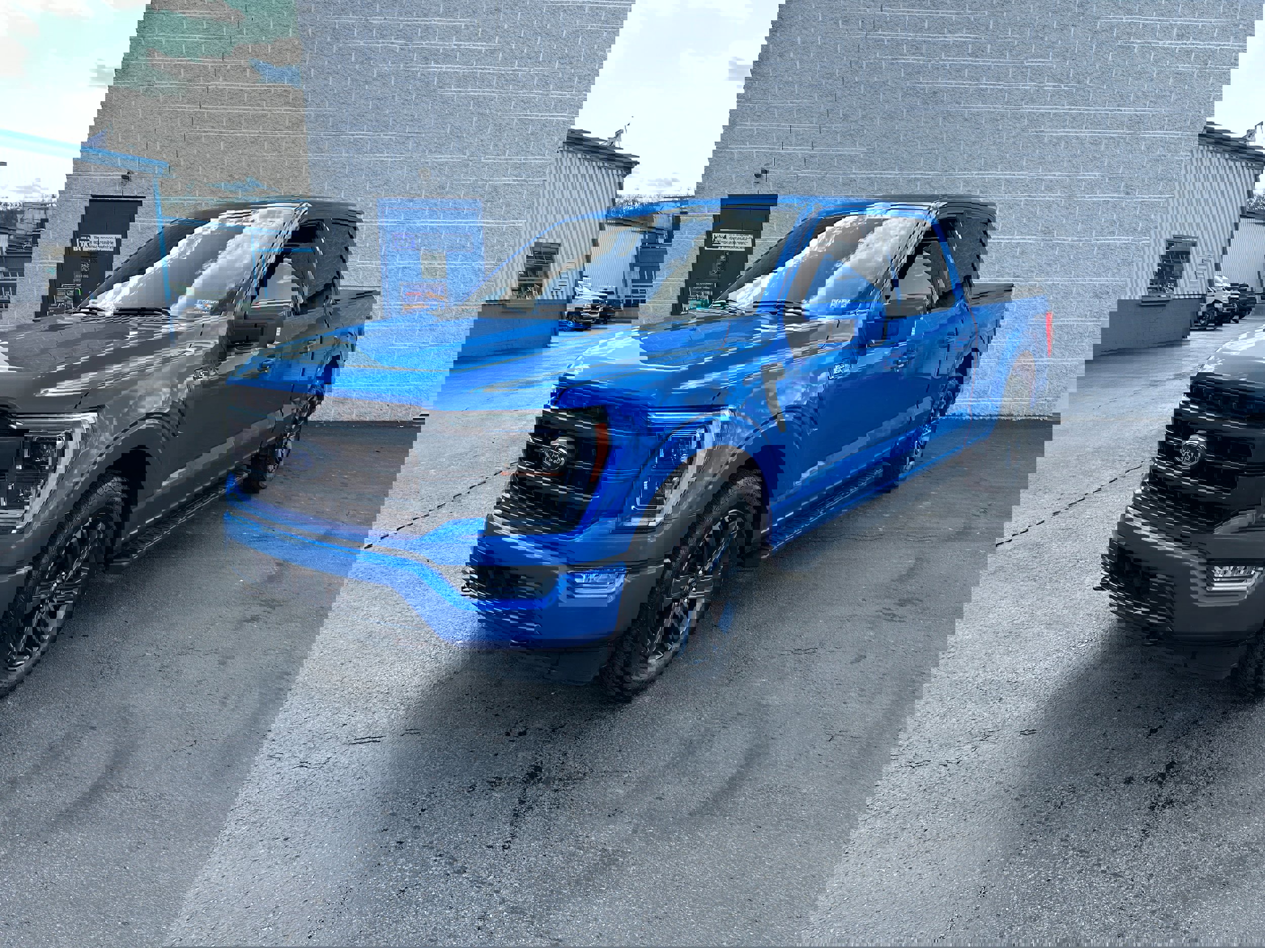 Certified 2021 Ford F150 Lariat w/ Equipment Group 502A High image 3