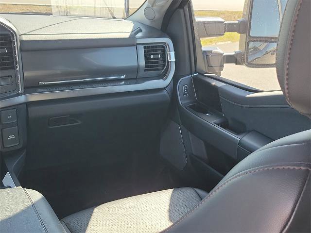 Certified 2025 Ford F250 Lariat w/ Black Appearance Package image 14