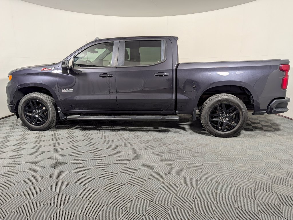 Used 2022 Chevrolet Silverado 1500 RST AWD/4WD image 5