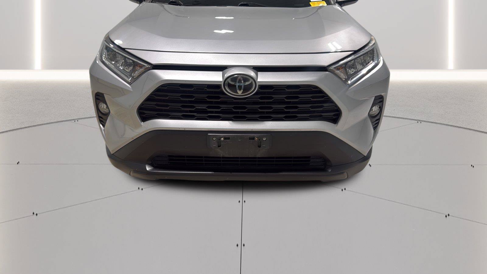 Used 2020 Toyota RAV4 XLE Premium AWD/4WD image 31