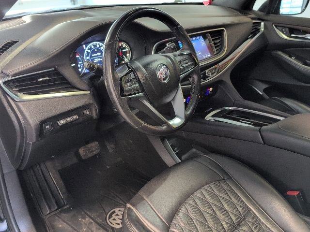 Used 2022 Buick Enclave Avenir image 13
