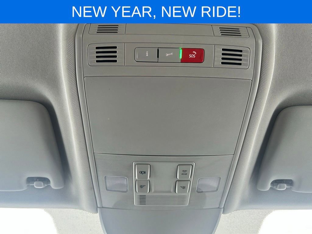 Used 2024 Volkswagen Taos S image 35