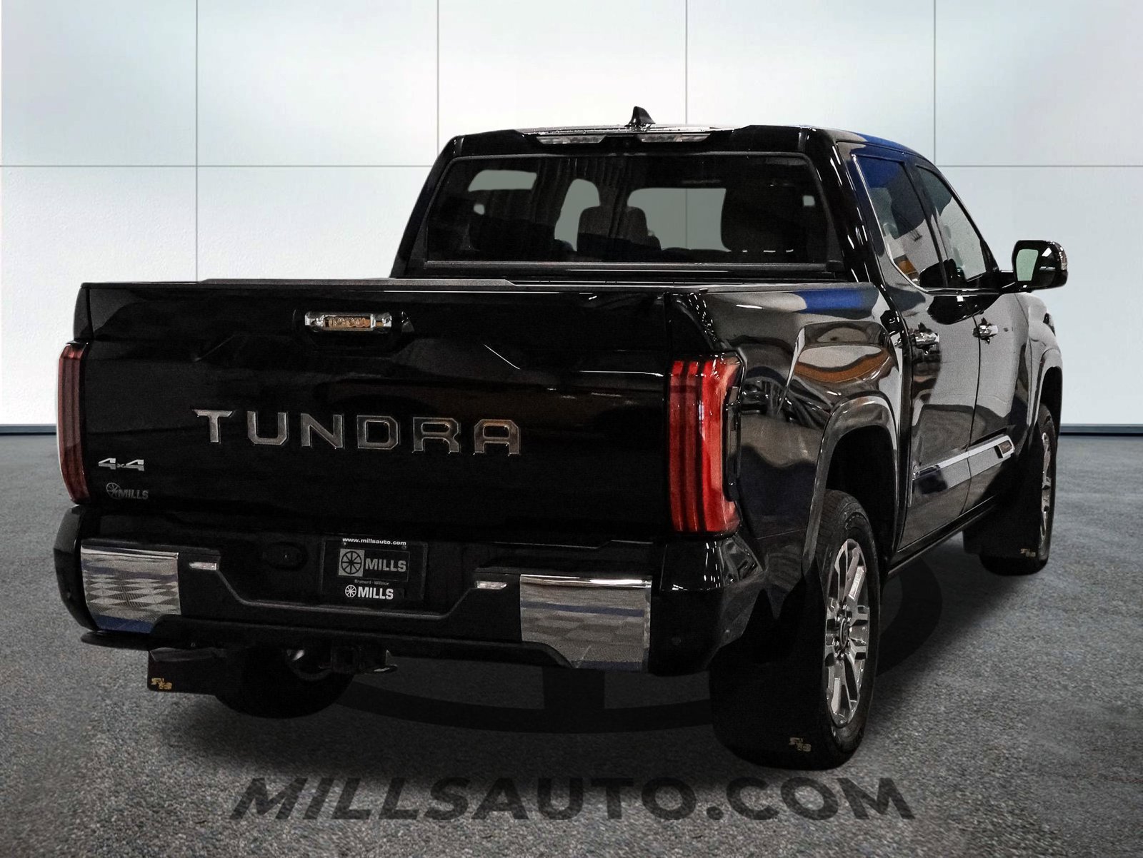 Used 2024 Toyota Tundra 1794 Edition AWD/4WD image 7