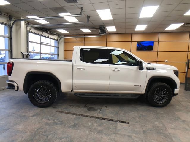 Used 2022 GMC Sierra 1500 AT4 w/ AT4 Preferred Package image 6