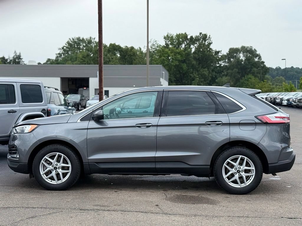 Certified 2024 Ford Edge SEL w/ Convenience Package AWD/4WD image 35