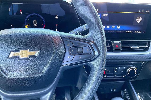 Used 2025 Chevrolet TrailBlazer LT AWD/4WD image 19